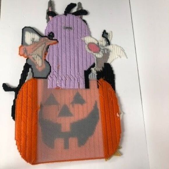 vintage halloween plastic canvas looney tunes bugs bunny daffy duck sylvester - Picture 2 of 8